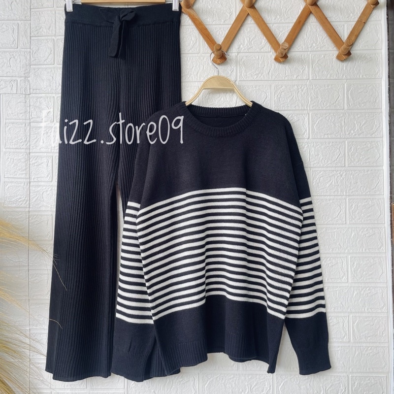 Oneset Swedy Sweater Stripe  Setelan Celana Kulot Rajut