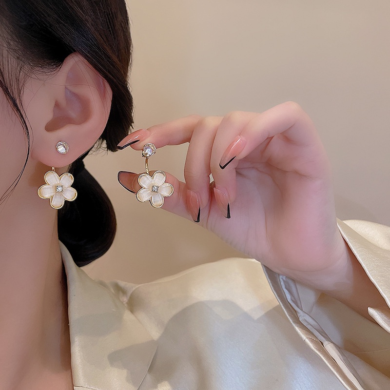 Anting Tusuk Sterling Silver 925 Model Bunga Mewah Untuk Wanita