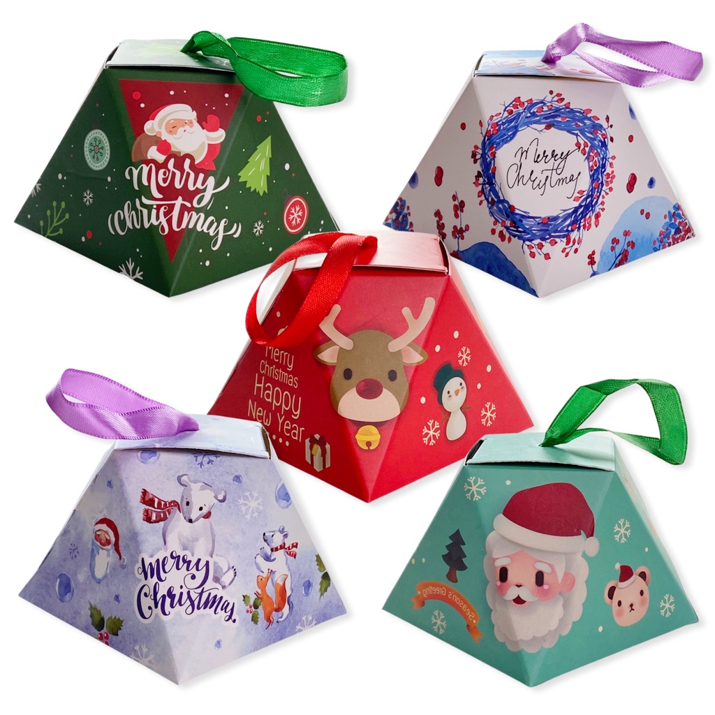 

W! Accessories Kotak Kado Natal Goodie Bag 64401000