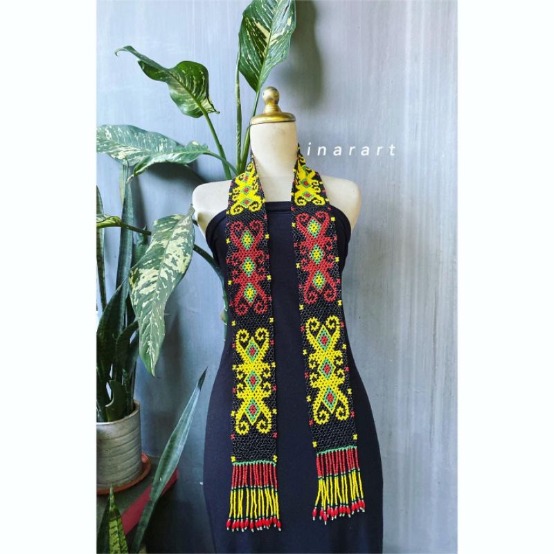 SYAL DAYAK FULL MANIK