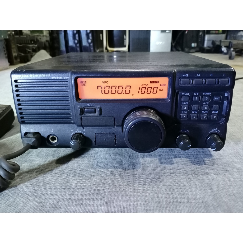 Radio HF SSB YAESU VERTEX STANDARD SYSTEM-600