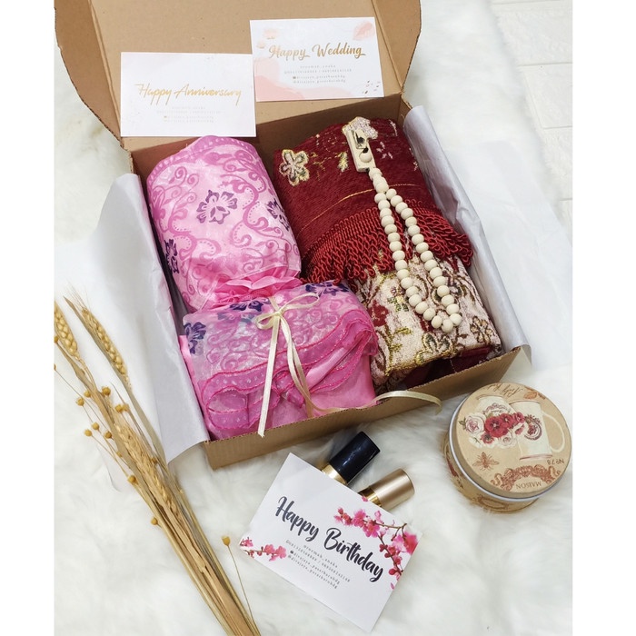 

(COD) Hadiah Mukena Travel Giftbox kado Hampers Graduation Birthday Wedding - pink