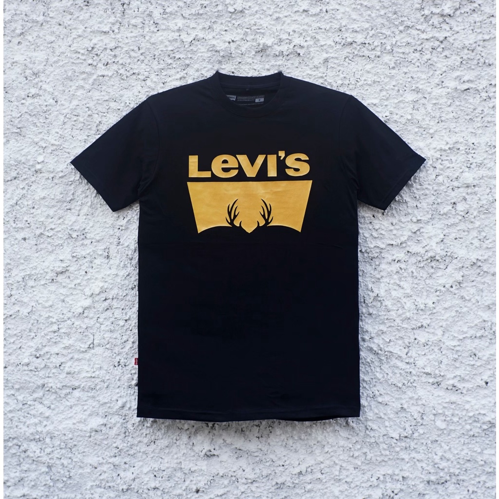 Kaos Levis Pria - Deer Gold