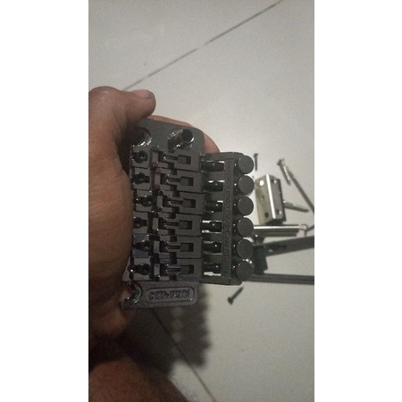 tremolo gitar kramer Original Baru Warna Chosmo