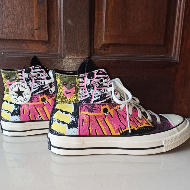 Sepatu Converse X Batman