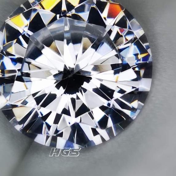 DIAMOND MOISSANITE sparkling