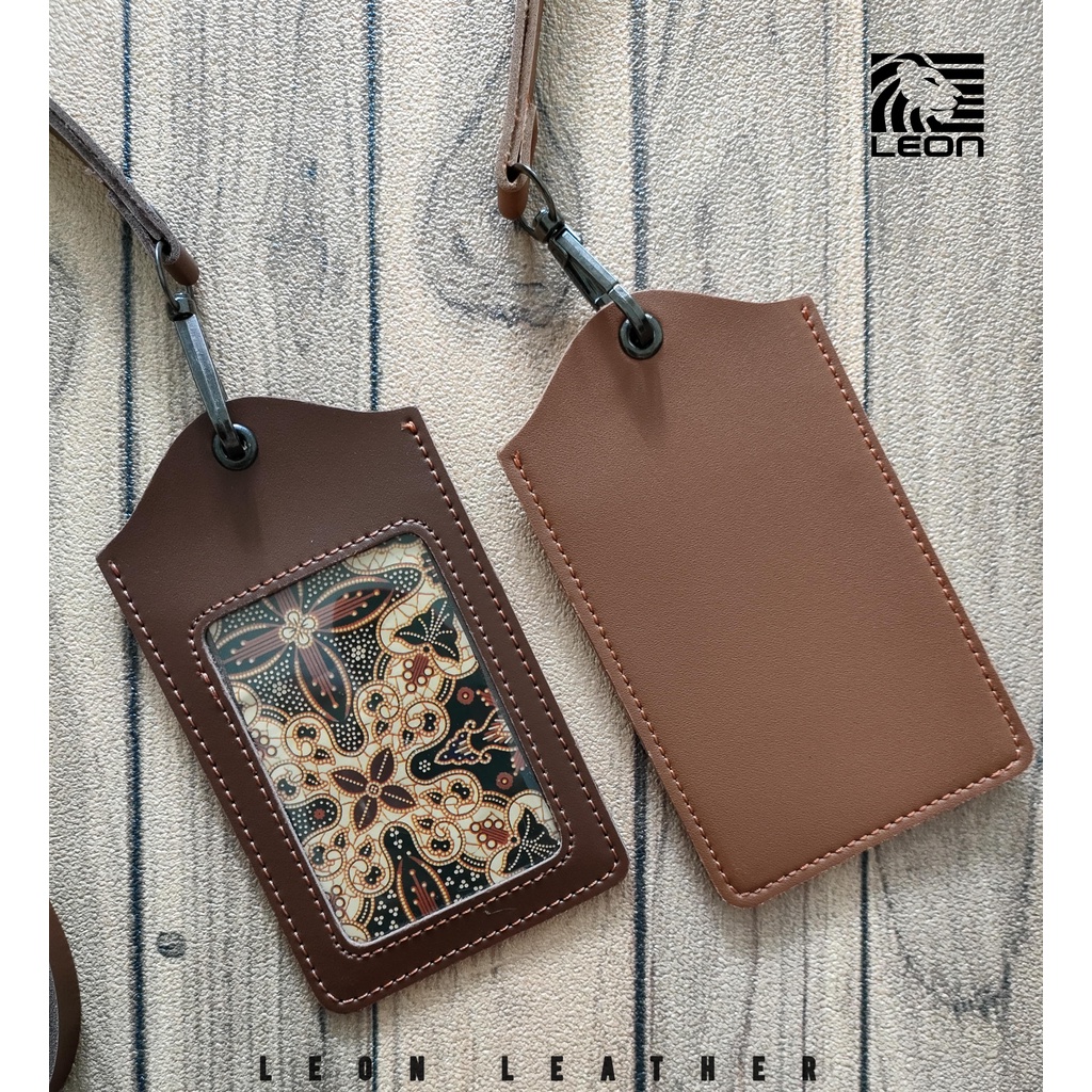 

Name Tag ID Card Kulit Lanyard Holder Kulit - 1 Slot NTS033