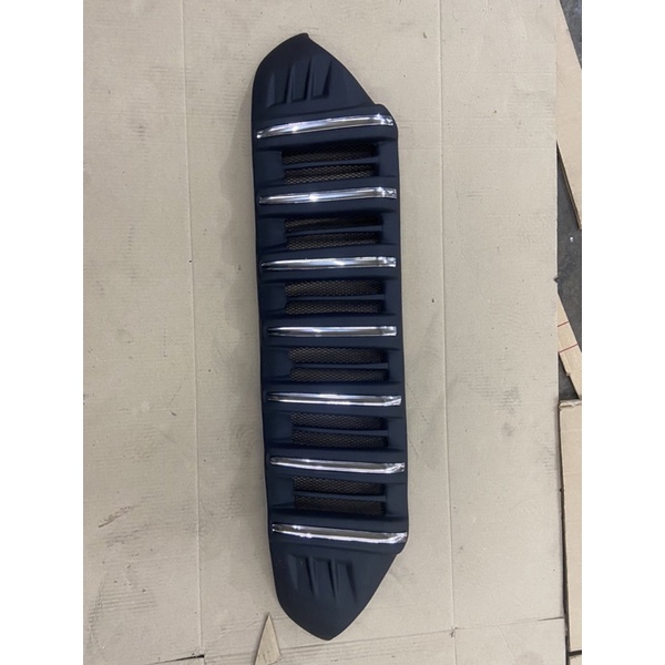 grill suzuki XL7 model apollo terbaru hitam dofe lis chrome(bisa reques warna lis)