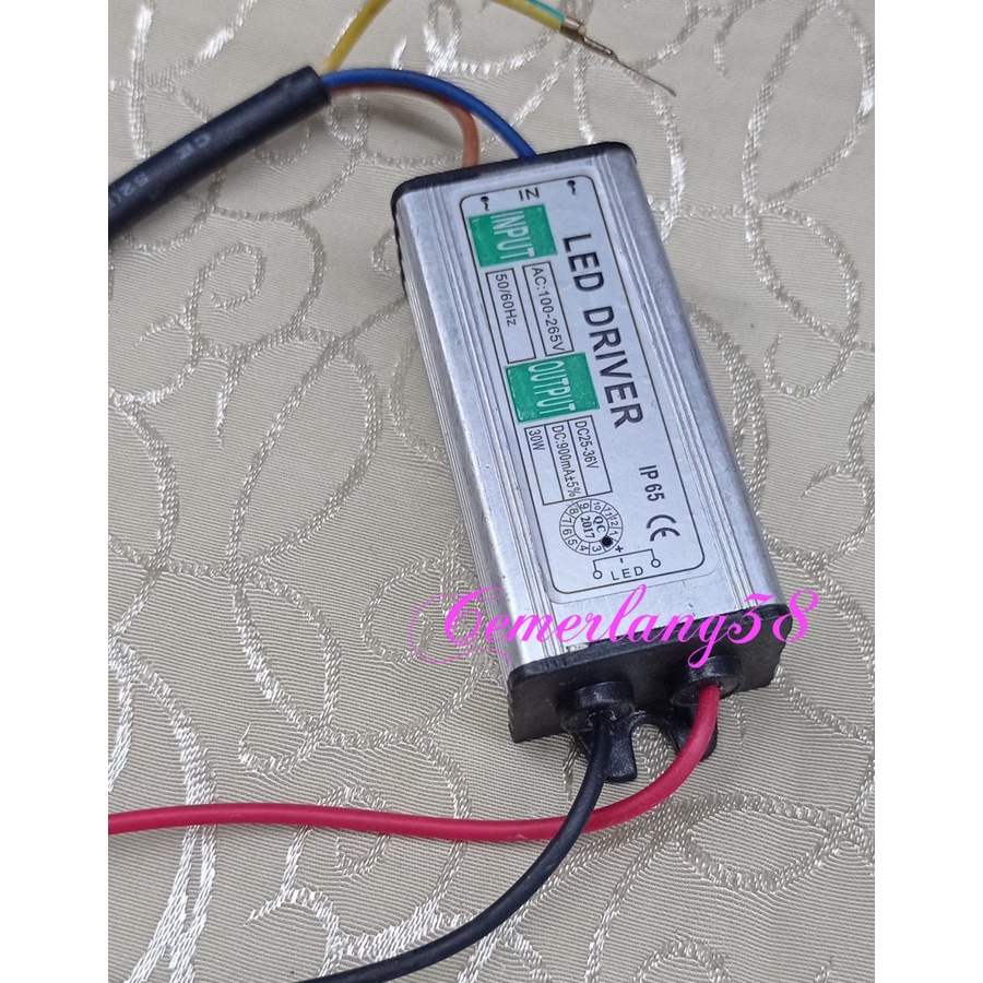 LED Driver 30 Watt 900 mA Casing Besi IP65 AC - DC 25 - 36V WATERPROOF