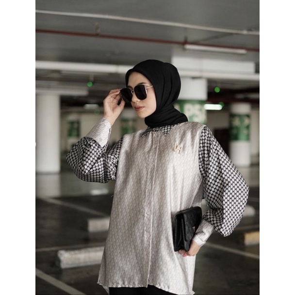 Mono Shirt Khaki by Vanilla Hijab