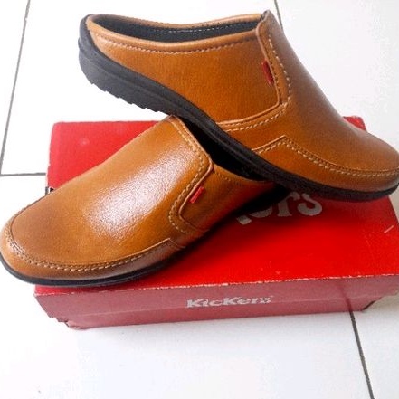 sepatu slop casual //sepatu slop pria // sepatu slop santai