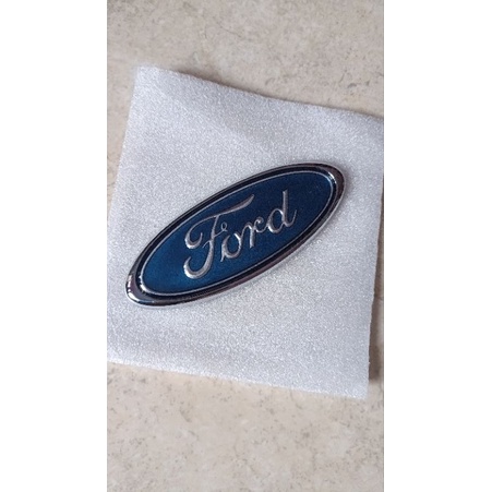 logo emblem grill depan Ford fiesta EcoBoost 1000