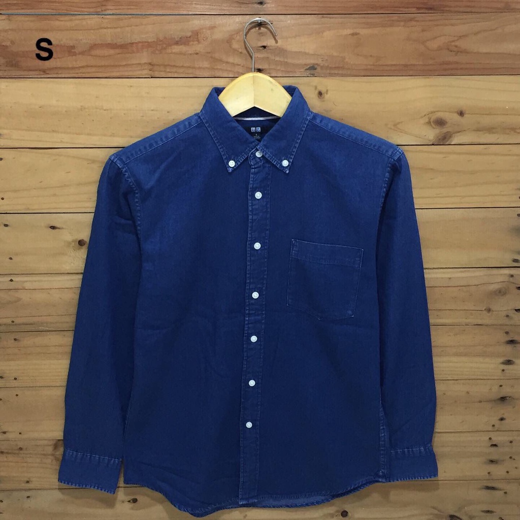 Kemeja Soft Jeans Uniqlo Size S