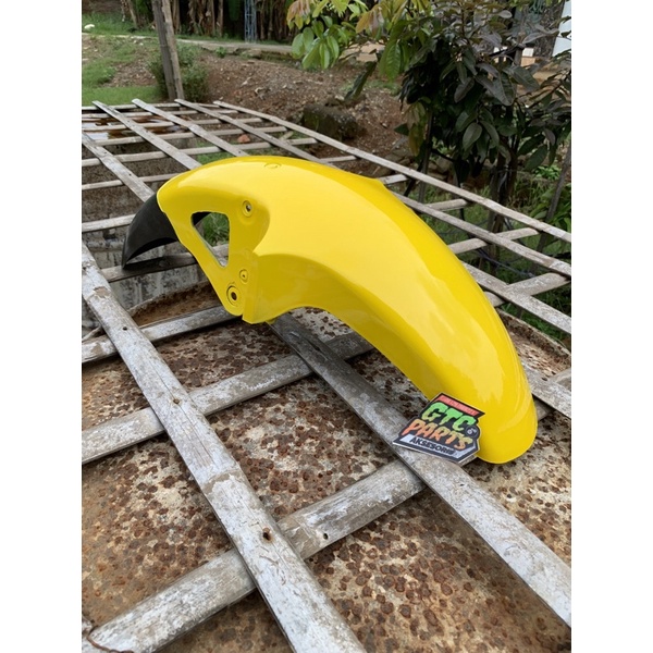 Spakbor slebor depan yamaha rx king rxs rxk warna kuning