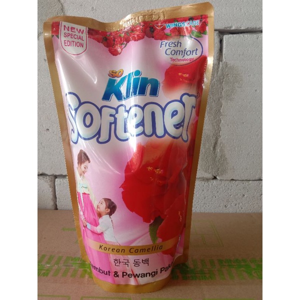 Soklin Softener Pelembut Pewangi Pakaian 800Ml