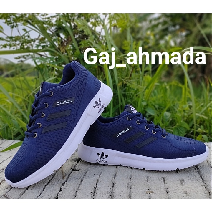 Sepatu Pria Strip Cutting Emboss - Sepatu Sneakers Olahraga Wanita