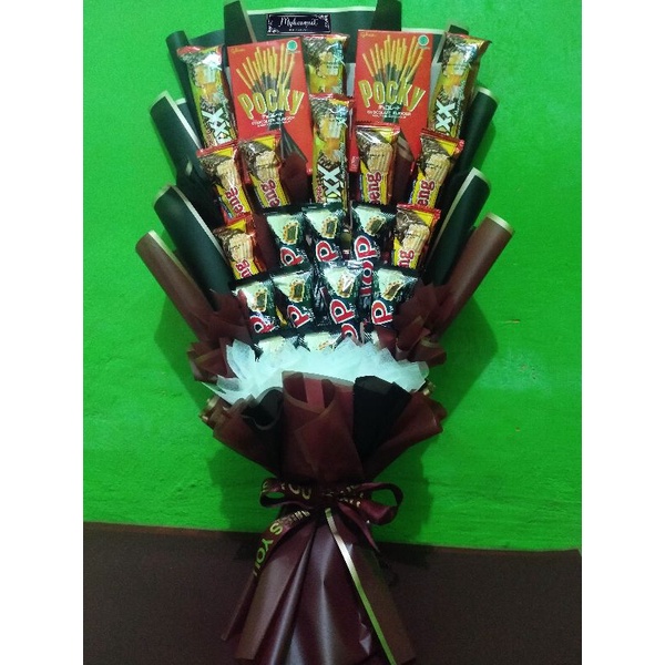 

Buket snack/snack buket,buket makanan,wisuda,ulangtahun,gift