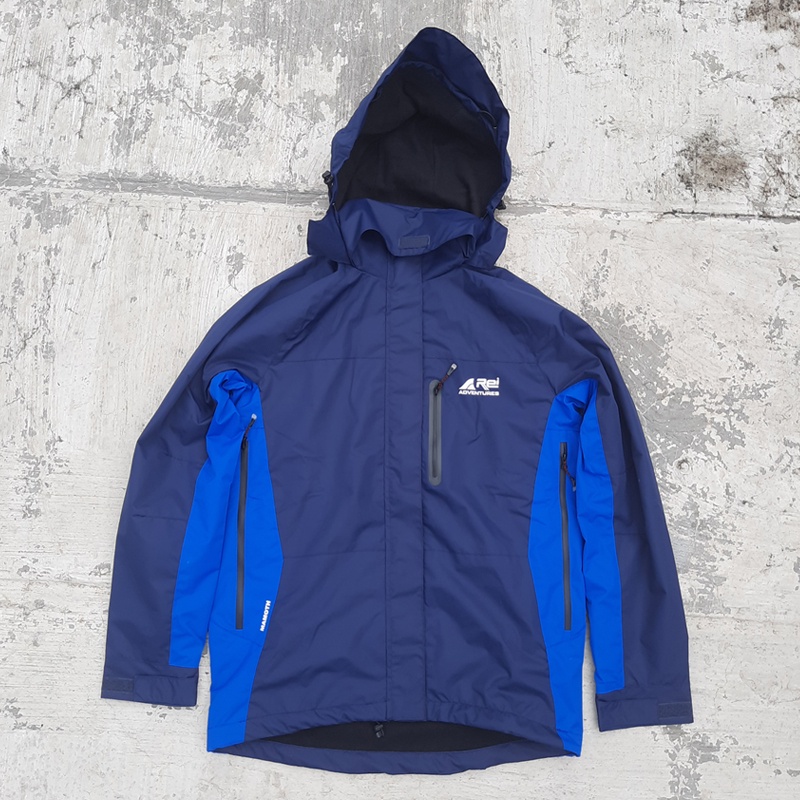Jaket Gunung Arei Mamoth