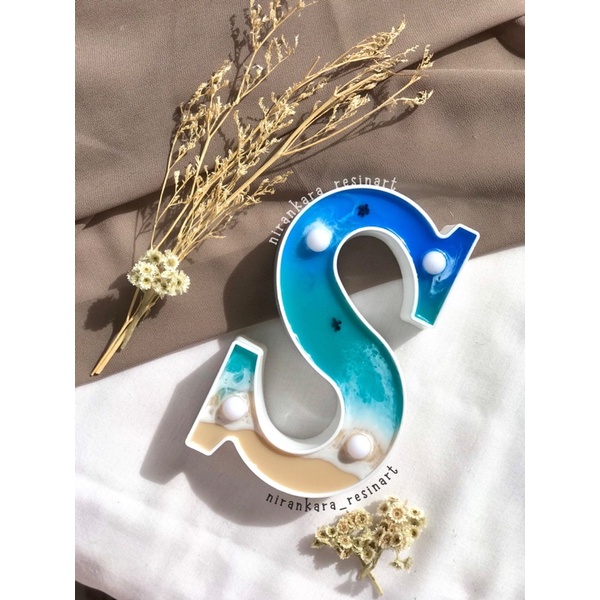 RESIN LAMPU INISIAL | LAMPU TIDUR INISIAL | LAMPU AESTHETIC | KADO KEKINIAN UNIK ANTI MAINSTREAM | L