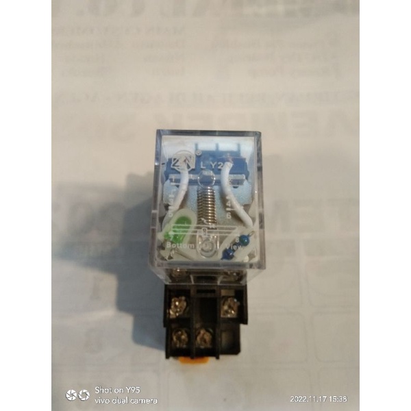 Relay DC 12V 10A LY2N 8pin + Soket merek ZN jual per/5set riley dc 12v 10a ly2n