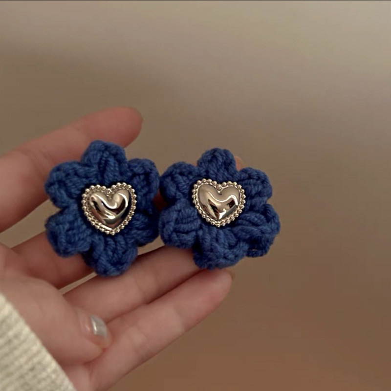 Anting Berlian Imitasi Bentuk Bunga Gaya Retro Eropa Amerika