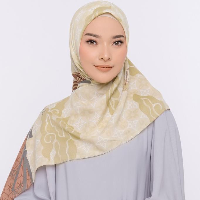 ZM X Saung Angklung Udjo Maroon Scarf Kerudung Segi Empat