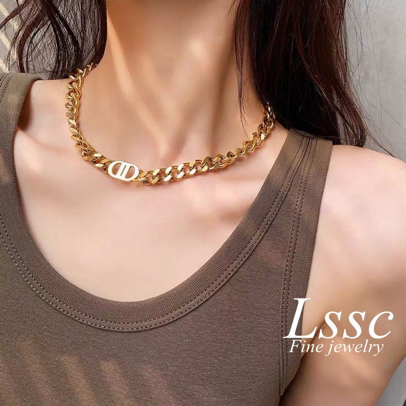 Kalung Titanium Huruf Anti Karat Trending Emas 18K Sisik Naga Vintage Aksesoris Wanita Fashion