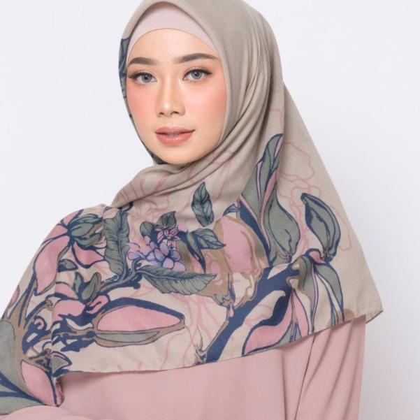 ZM Zaskia Mecca - Adonara Choco Scarf Kerudung Segi Empat