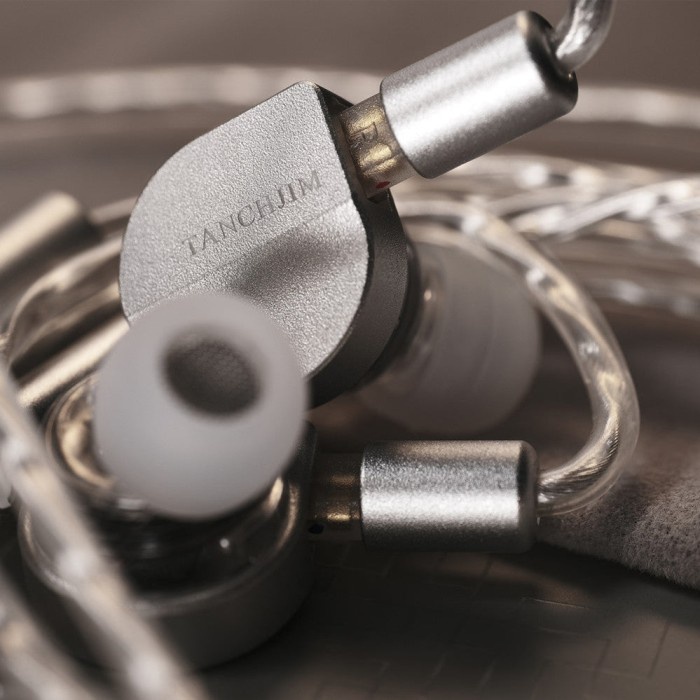 TANCHJIM OLA Bass Version with Mic Dynamic In Ear Monitors Earphone