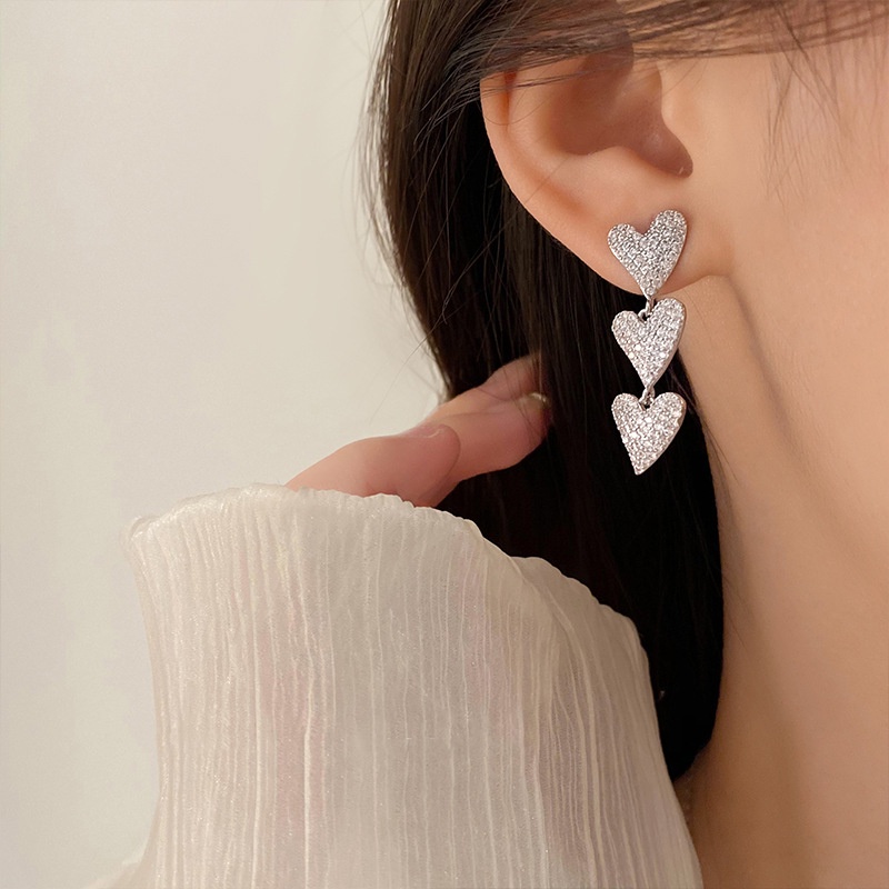 Anting Panjang Desain Hati Aksen Zirkon Gaya Korea Untuk Wanita