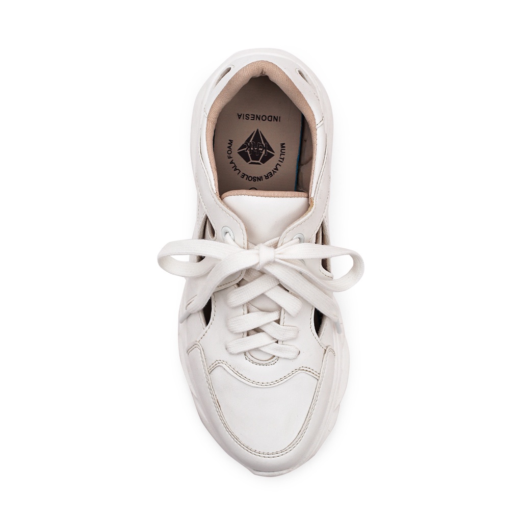 KHK by Khakikakiku Vensha White Sneakers