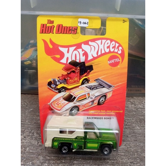 Hot Wheels The Hot Ones Blackwoods Bomb