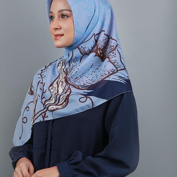 Zoya Febrylica Scarf - Hijab Kerudung Segi Empat - magenta