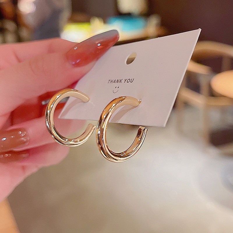 Anting stud silver needle 925 Bentuk Lingkaran Polos Gaya Klasik Untuk Wanita