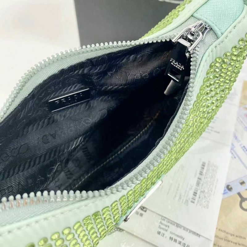 TAS SHOULDER BAG WANITA IMPORT - TAS PRADA MILANO - TAS PRADA FUJI