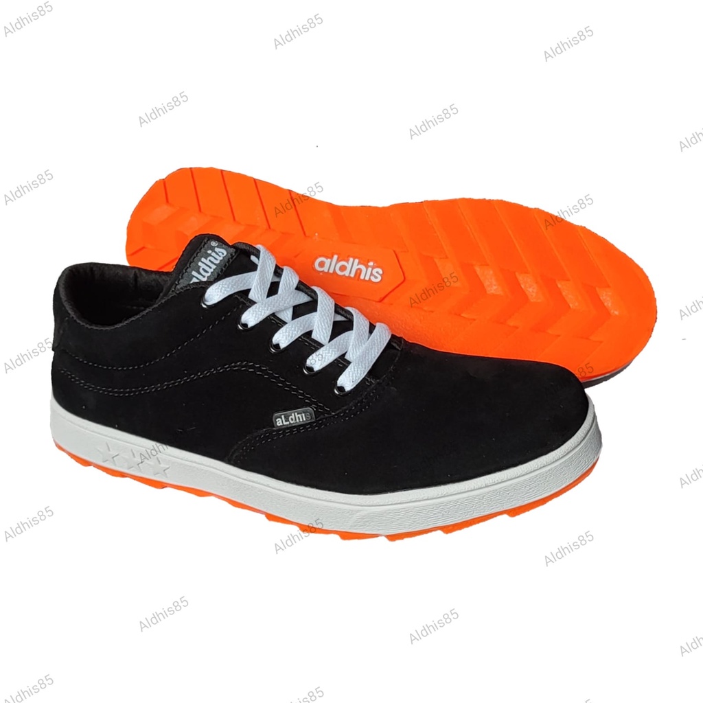 Sepatu Pria Aldhis OR10 Hitam Low Black Original Lokal Sneakers Cowok Keren Terbaru Buat Gaya Santai Jalan