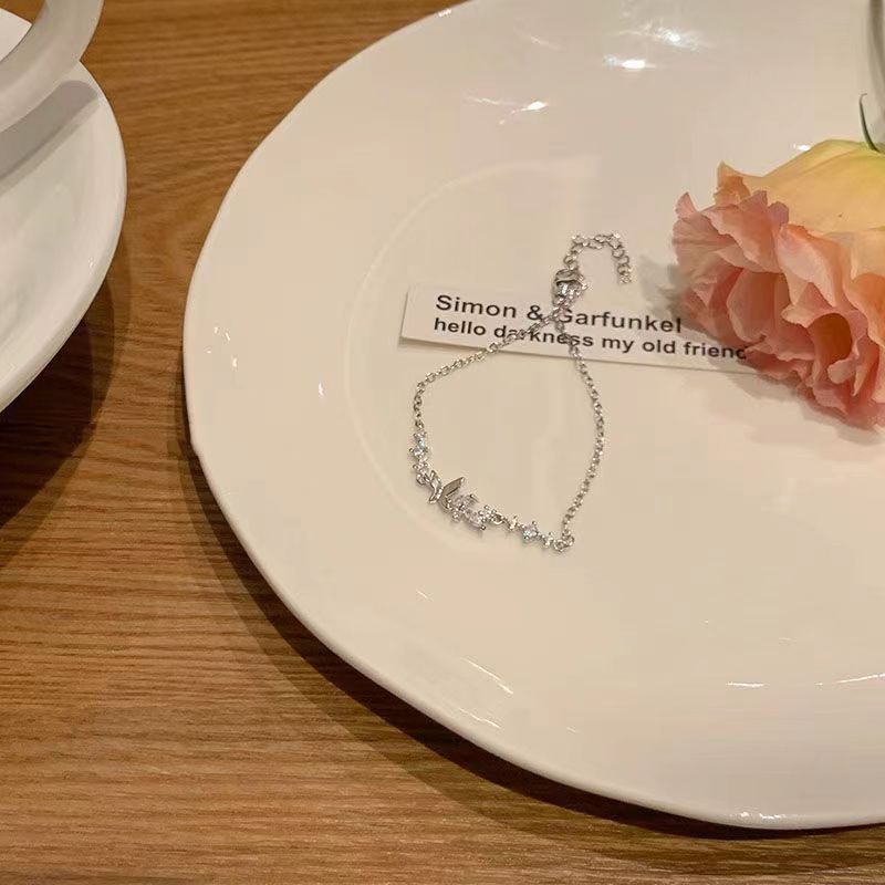 Gelang Tangan Alloy Aksen Kupu-Kupu Hias Berlian Imitasi Untuk Wanita Butterfly