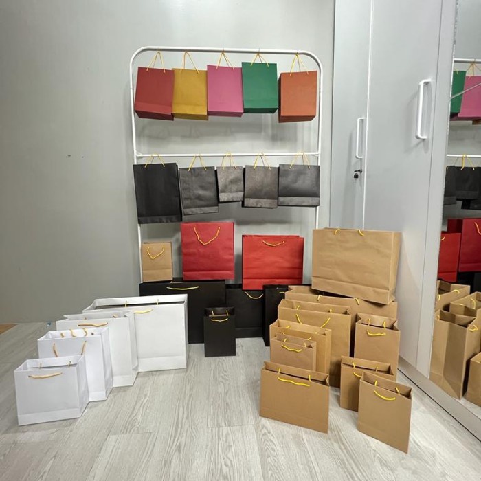

Paperbag polos goodiebag custom warna warni