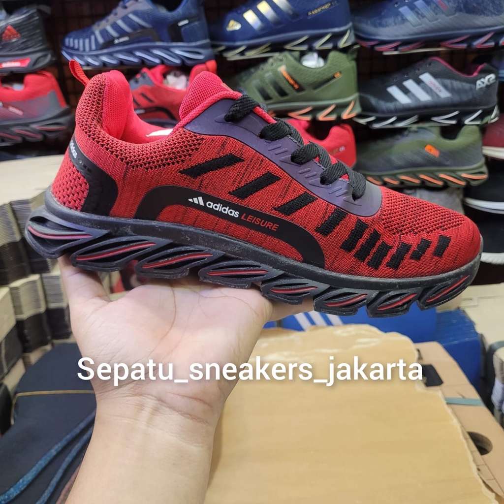 Sepatu Sneakers Running Pria Dewasa Empuk Import Keren Murah Terbaru Ringan Ukuran Size 40 41 42 43 44 Warna Merah