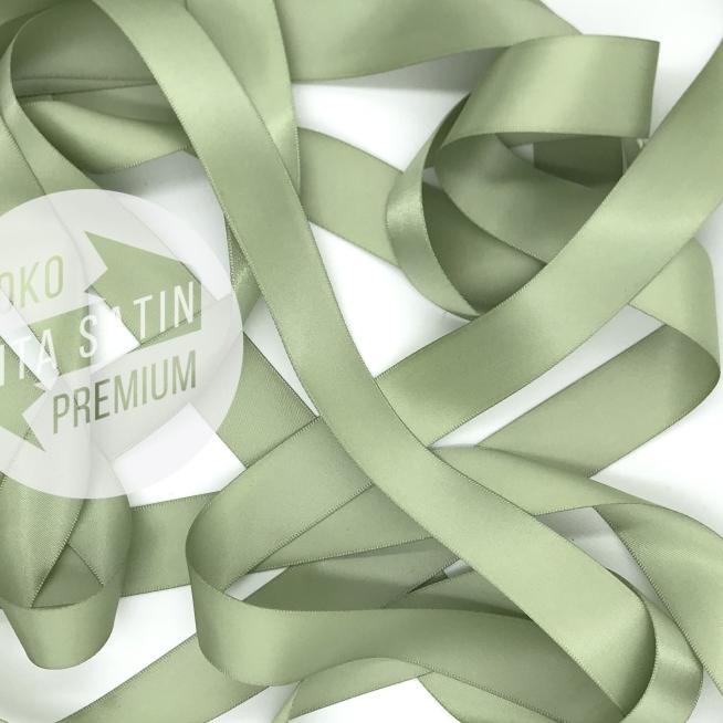 

Pita Kado Double Face Satin 2.5cm Yellow Green (Hijau Muda) 1rol 30m