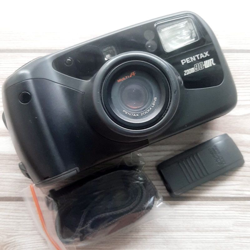 Kamera Analog Pentax Zoom 90 WR Pentax Zoom 105 WR Pentax IQ Zoom 90WR