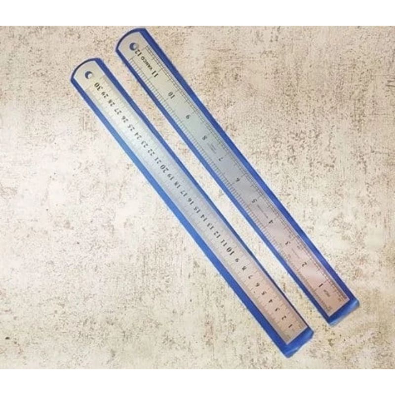 

PENGGARIS /GARISAN BESI UKURAN 30CM