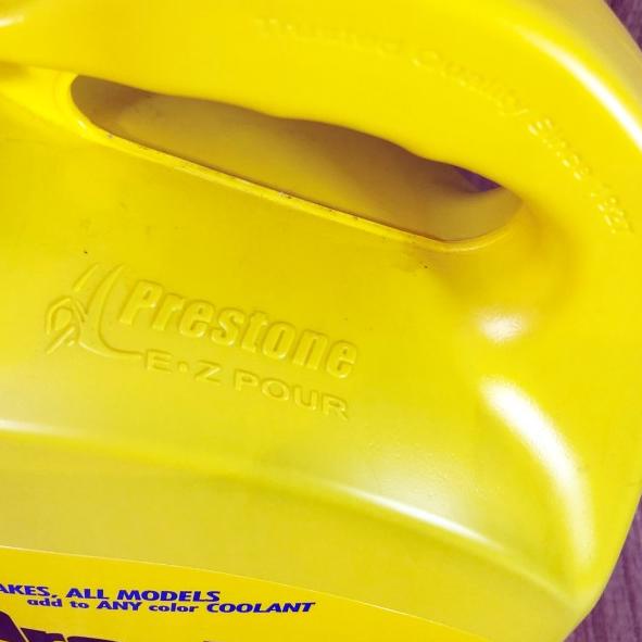 Radiator Coolant PRESTONE - Merah