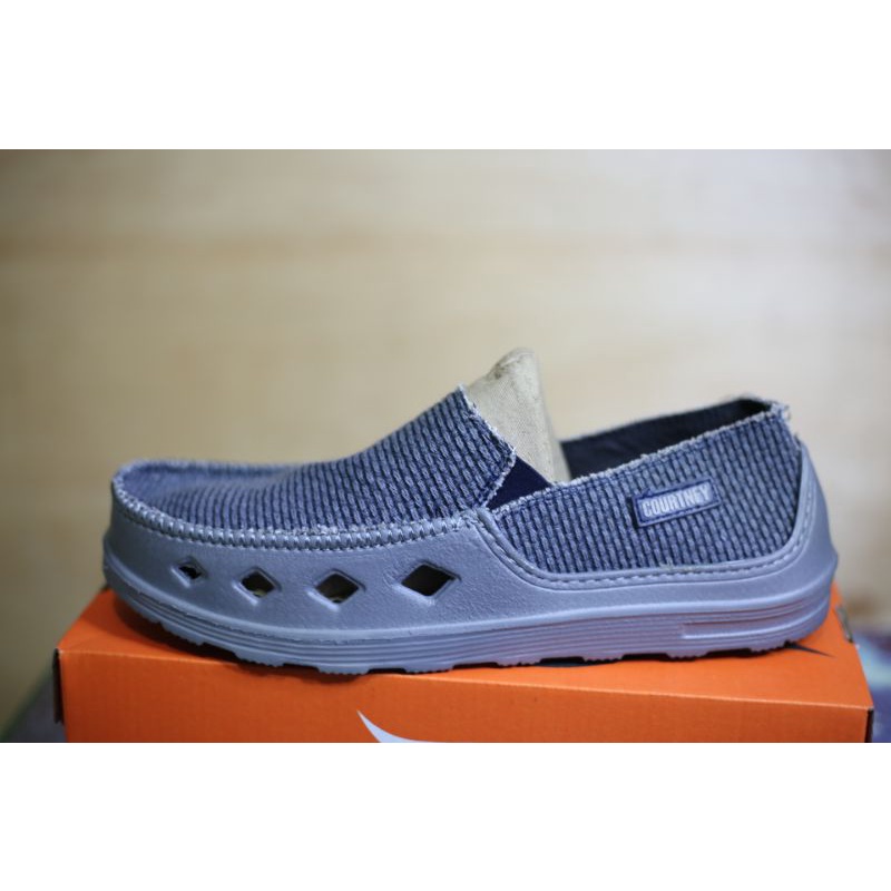 Sepatu Slip on pria courtney sepatu kerja pria