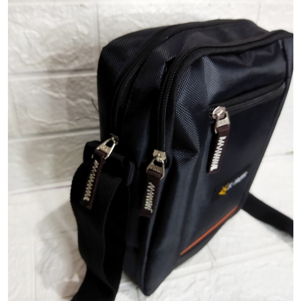 Tas Selempang Gadget Sporty Tas Slempang Pria Kasual