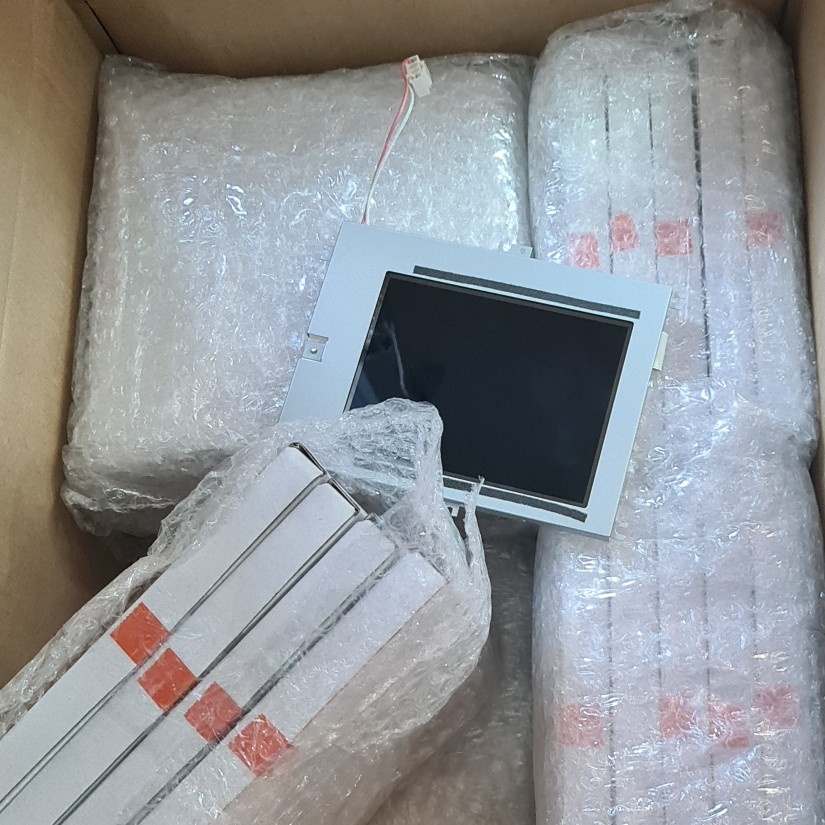 

LCD MESIN FOTOCOPY IR 5000 IMPORT MULUS CAHAYA BENING SEPERTI BARU