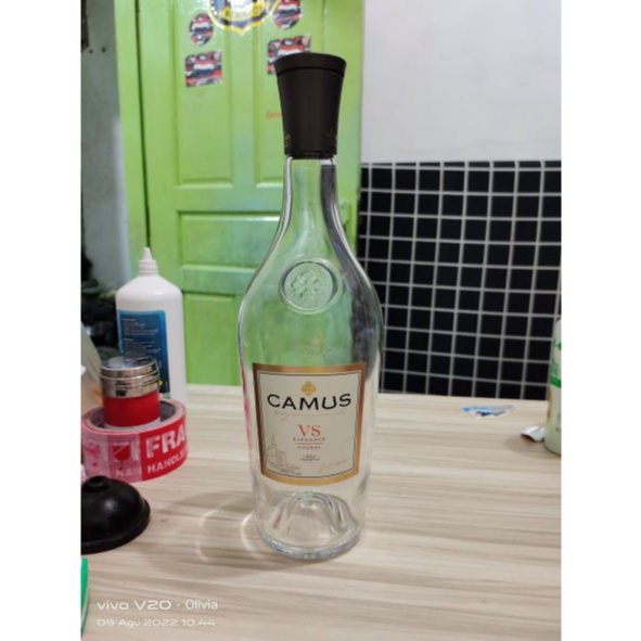Pajangan Botol Bekas Camus VS Kuno Jadul Antik