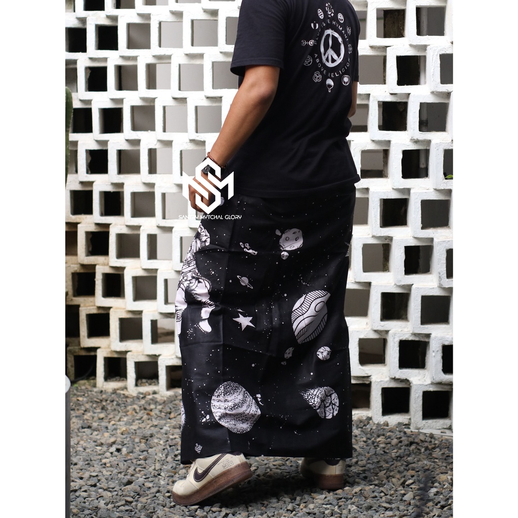 SARUNG MOTIF ASTRONOT OMBAK ONE PIECE | SARUNG PRIA DEWASA | EKLUSIF WAJADA