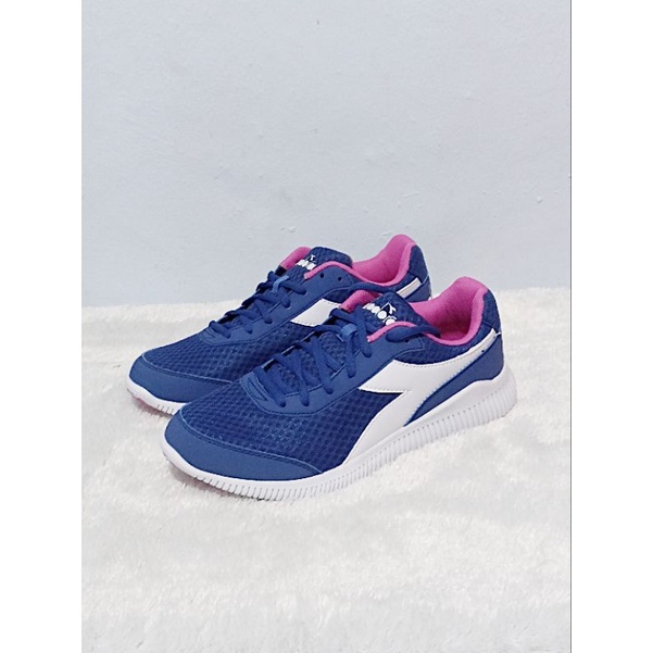sepatu wanita Diadora Eagle 3W