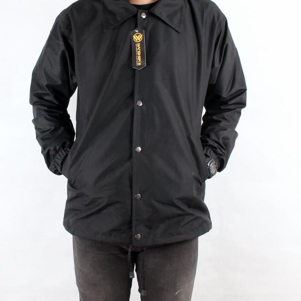 COACH JAKET / WINDBREAKER / JAKET PARASUT PRIA / JAKET POLOS BLACK - Hitam, M
